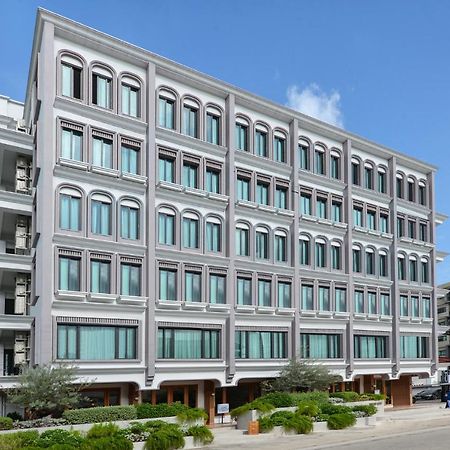 Vst Punnawithi Hotel Банкок Екстериор снимка