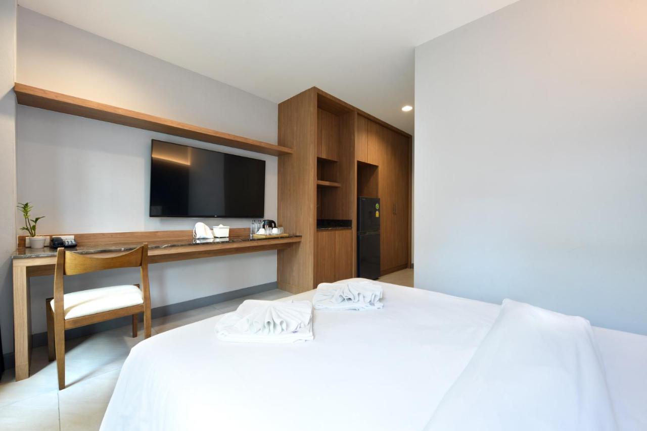 Vst Punnawithi Hotel Банкок Екстериор снимка